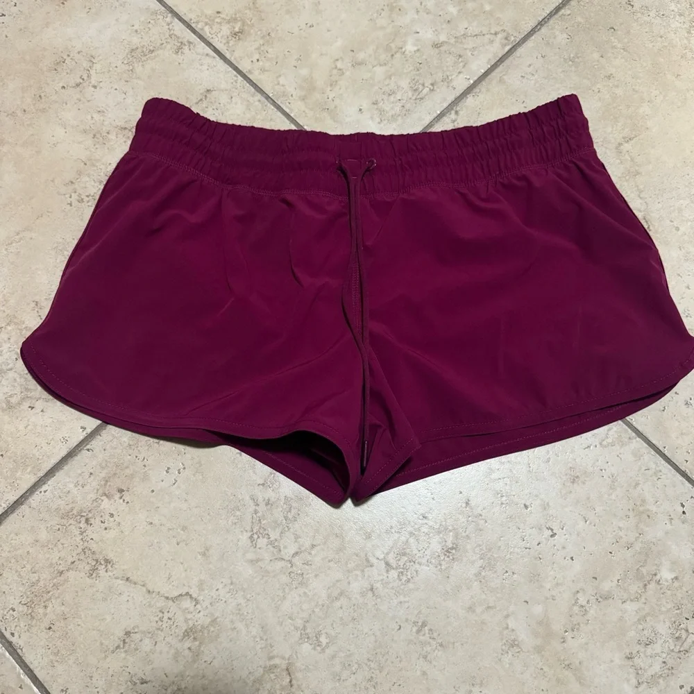 Lands End Women's Lined Swim/Athletic Shorts in Rich Burgundy